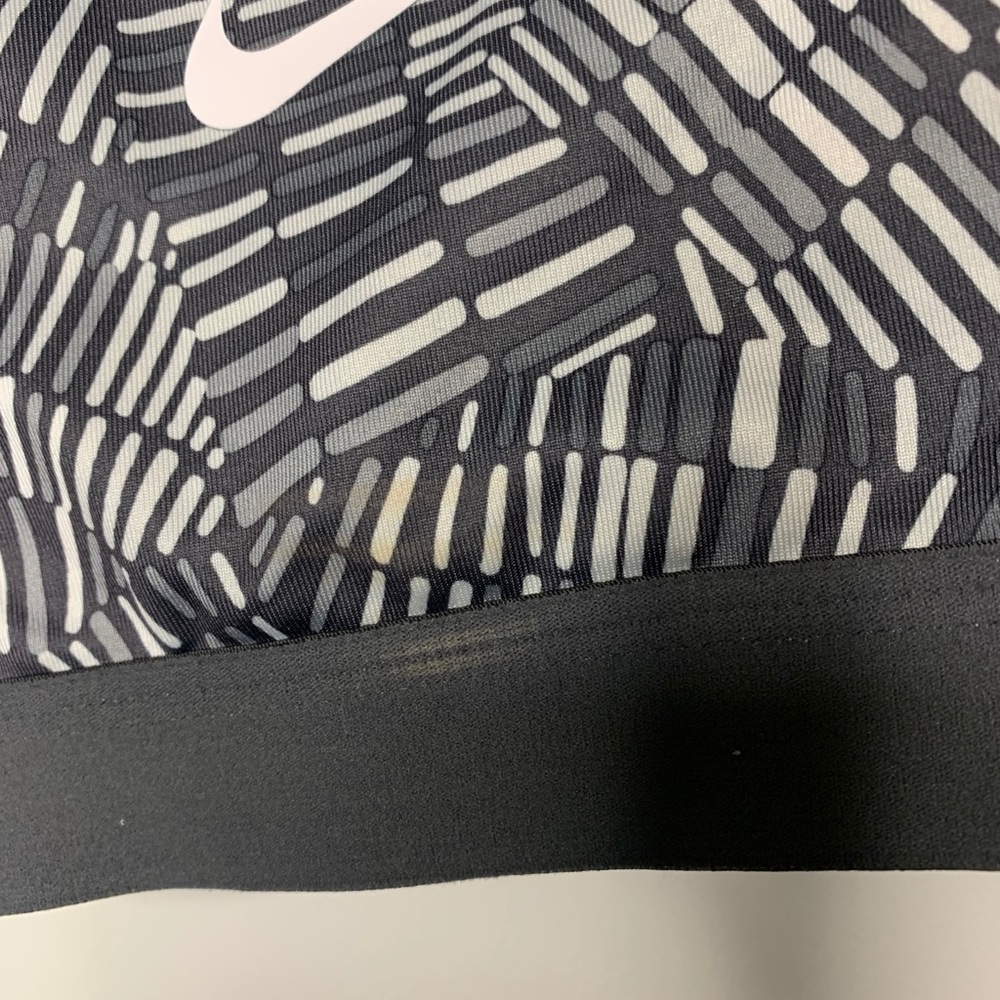 Nike Pro Sports Bra Size Small - Picture 8 of 8